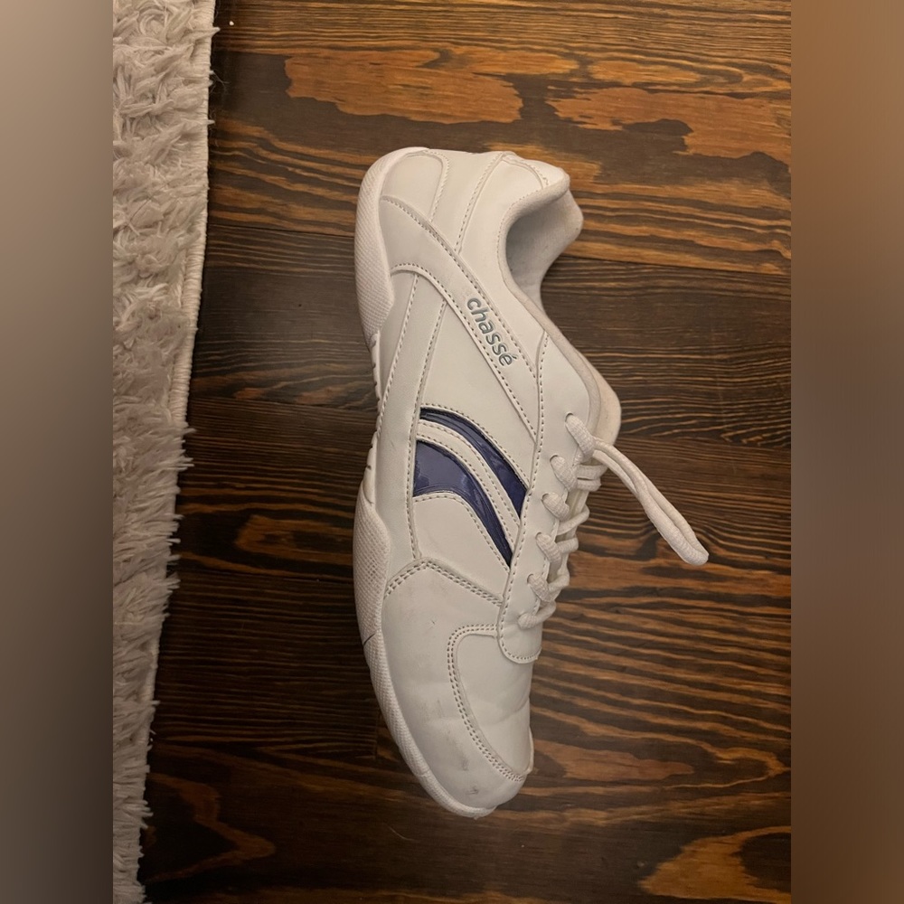 Chassé cheer shoes